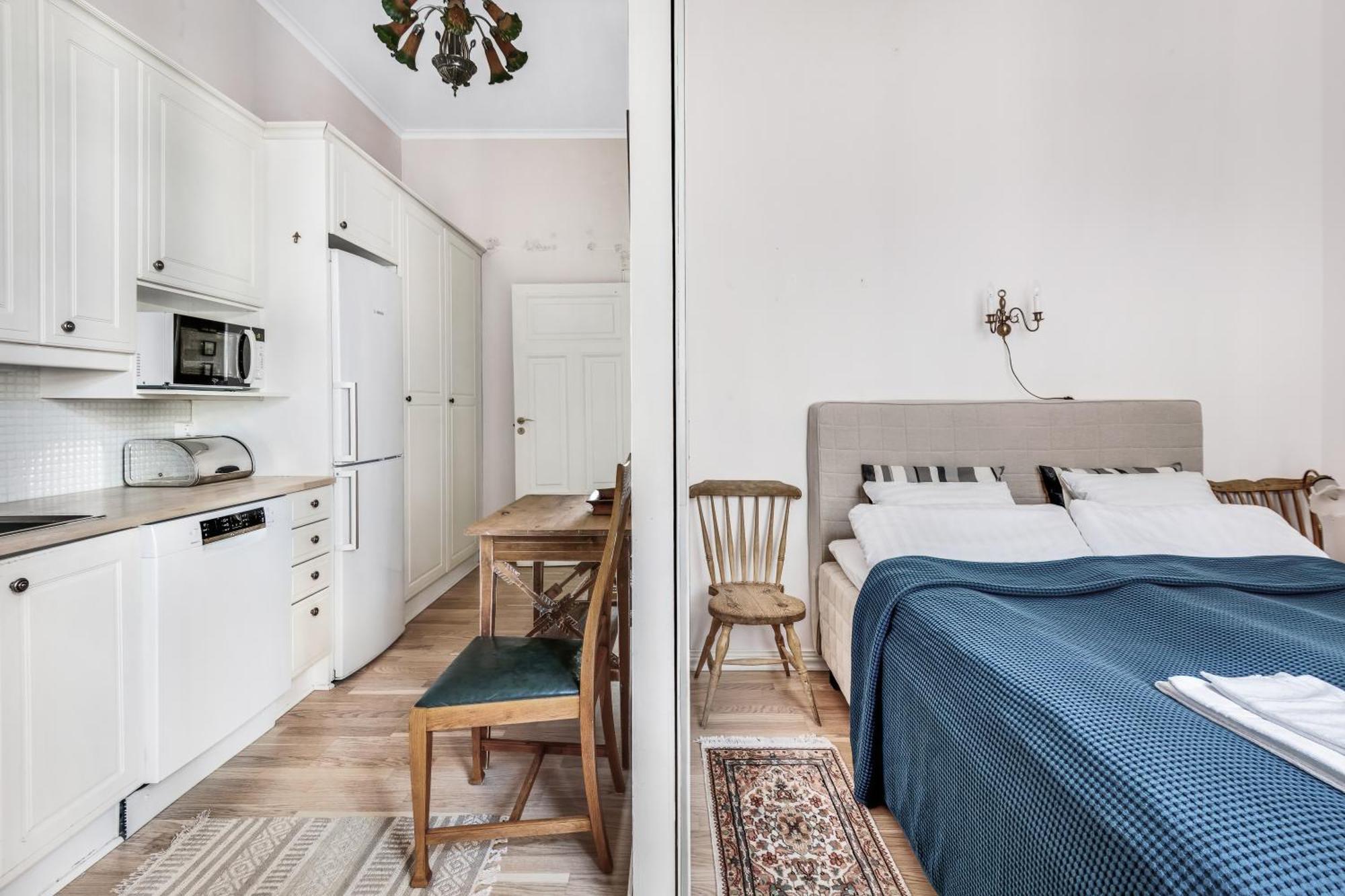 Charming 1-bedroom Near Center Appartamento *